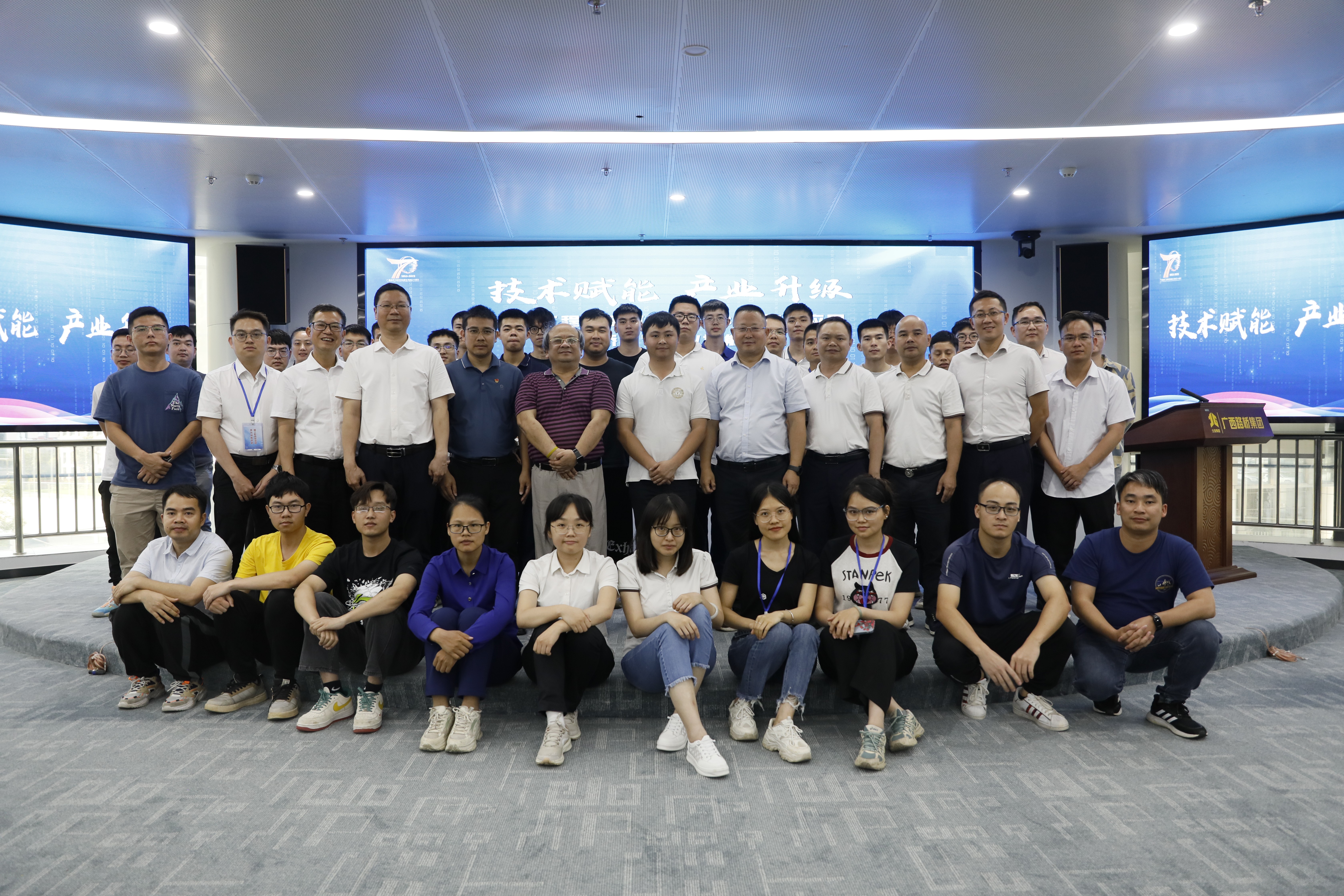 AG旗舰厅 (中国大陆) Apple Store
