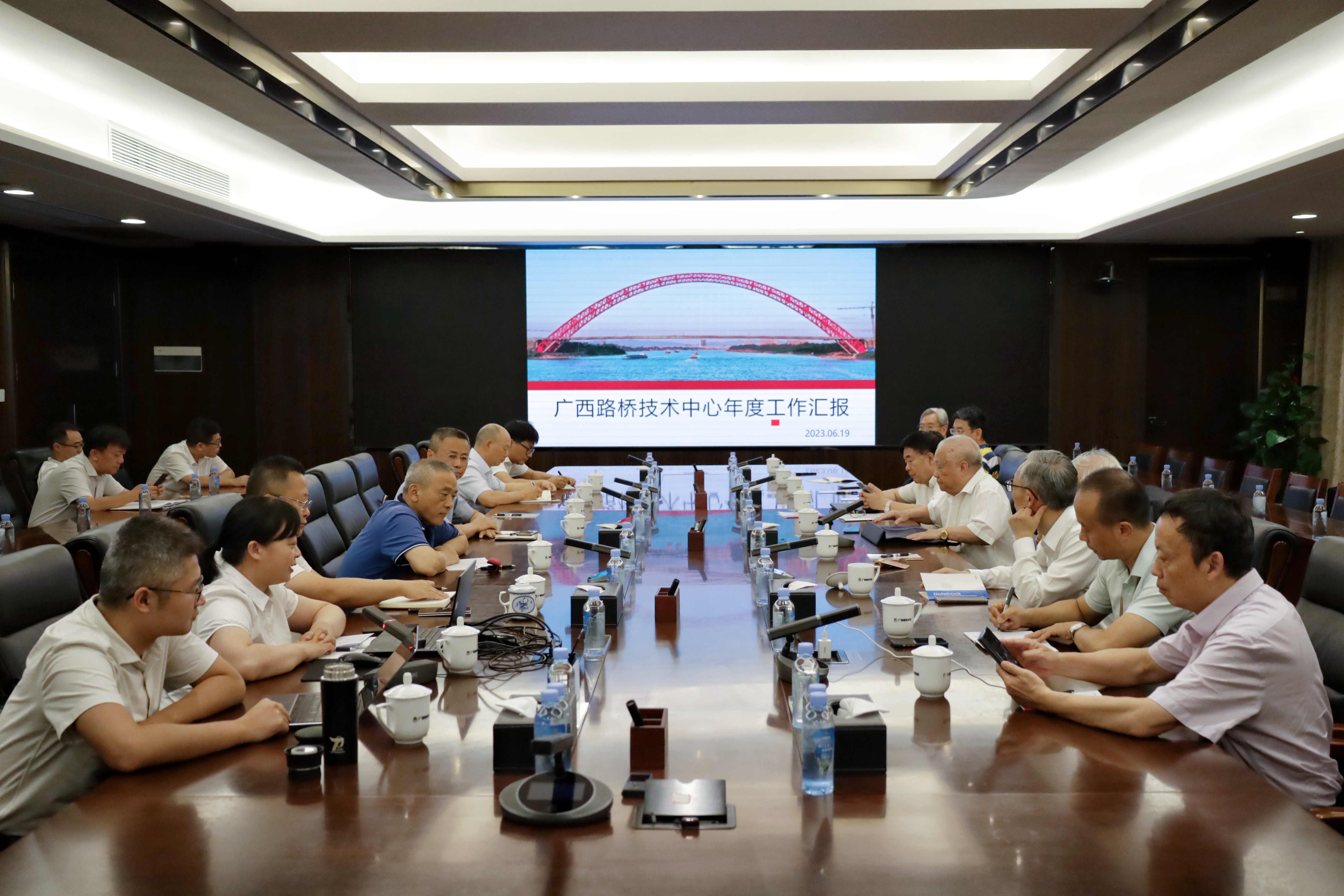 AG旗舰厅 (中国大陆) Apple Store