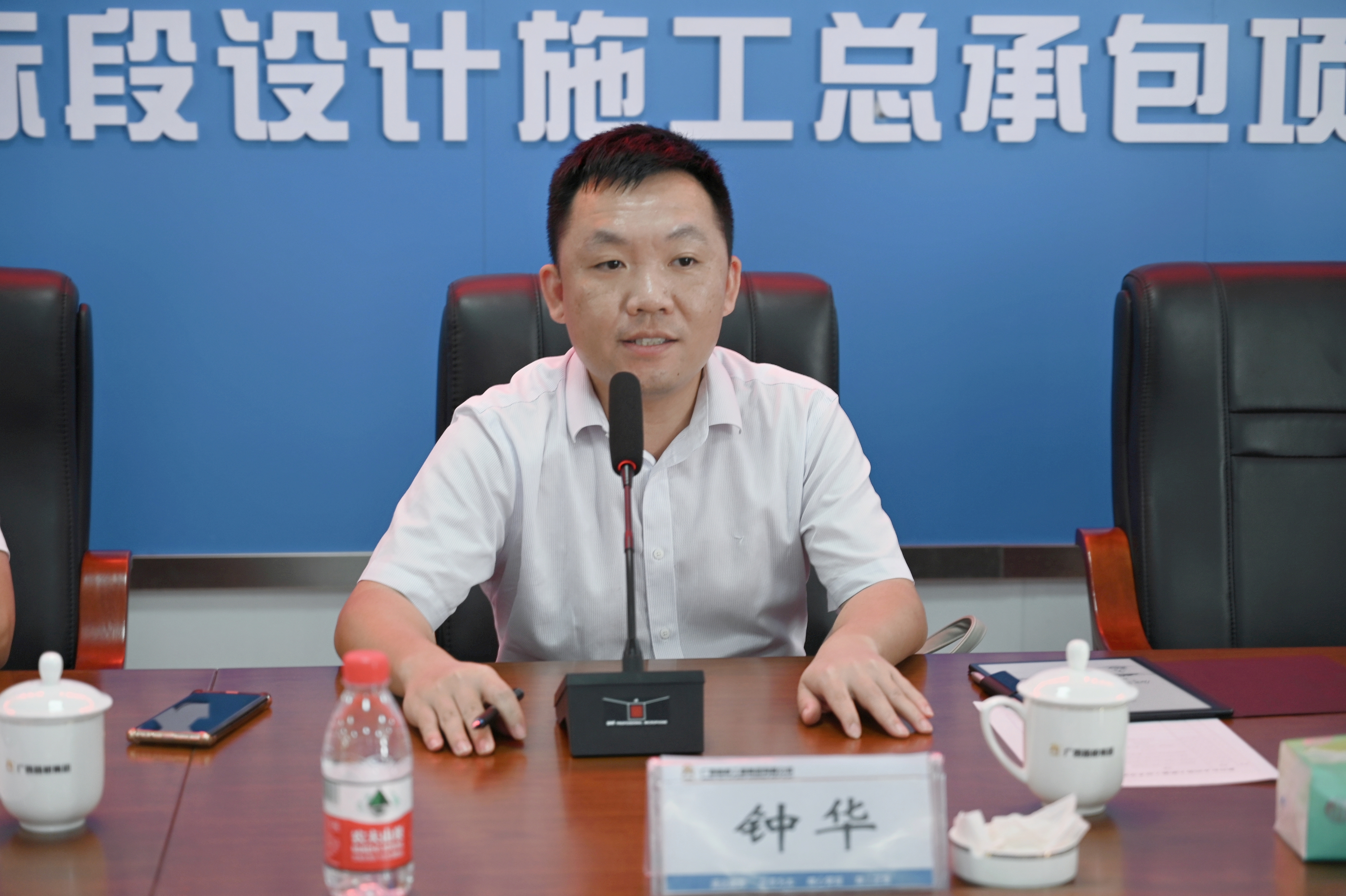 AG旗舰厅 (中国大陆) Apple Store